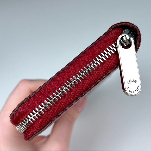 LOUIS VUITTON Grenade Epi Leather Zippy Wallet - Picture 3 of 10